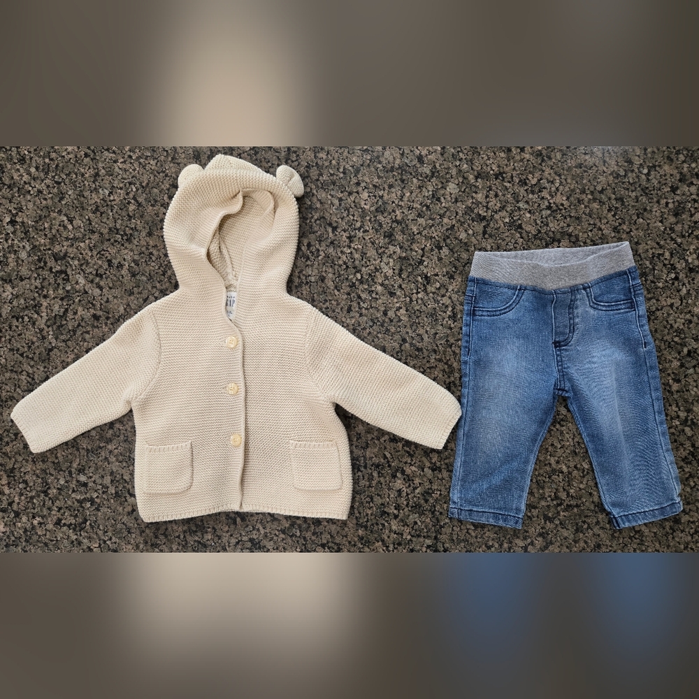 GAP Cream Knit Cardigan & Jeans Set Size 6- 12 Month